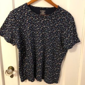 Vintage L.L. Bean prairie floral scoopneck tee